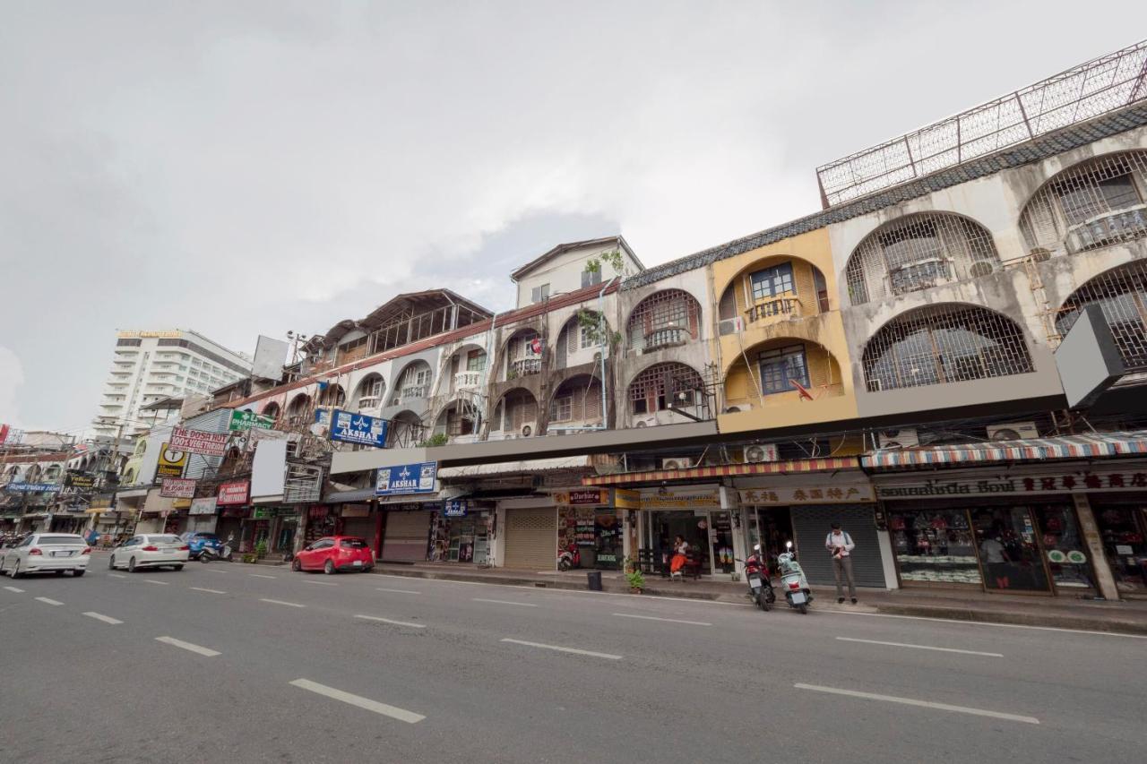 Oyo 1066 Encore Sea Side Pattaya Exterior foto