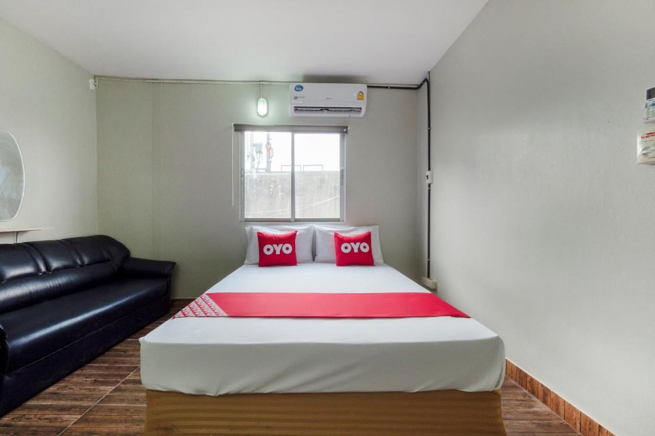 Oyo 1066 Encore Sea Side Pattaya Exterior foto
